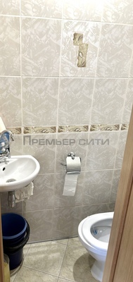 Продам трехкомнатную (3-комн.) квартиру, Октябрьская ул, 24, Калуга г