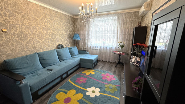 Продам многокомнатную квартиру, Маршала Кошевого ул, 36, Волгодонск г