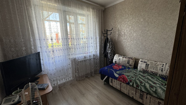 Продам многокомнатную квартиру, Маршала Кошевого ул, 36, Волгодонск г