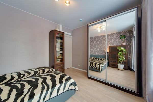 Продам трехкомнатную (3-комн.) квартиру, Мельникова пр-кт, 5к1, Химки г