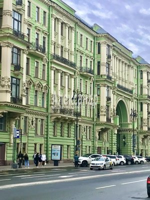 Продам многокомнатную квартиру, Кирочная ул, 32-34, Санкт-Петербург г