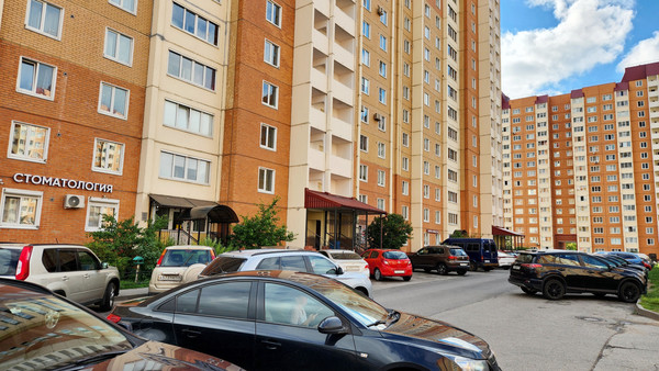 Продам трехкомнатную (3-комн.) квартиру, Красносельское ш, 56к2, Новогорелово п