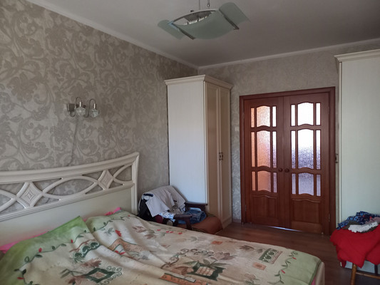 Продам многокомнатную квартиру, Энтузиастов ул, 46а, Волгодонск г