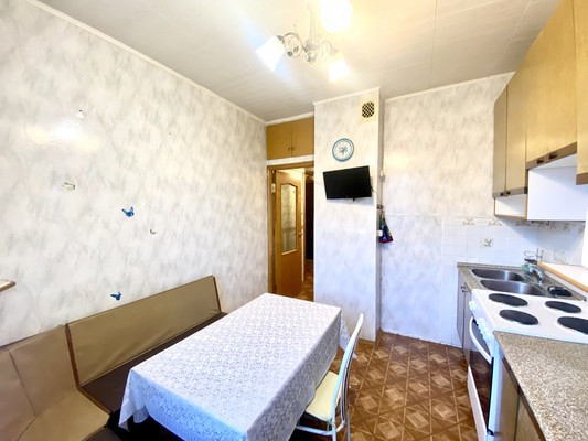 Сдам двухкомнатную (2-комн.) квартиру, Космонавтов пр-кт, 2, Королев г