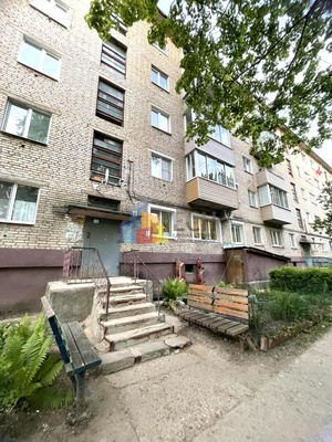 Продам двухкомнатную (2-комн.) квартиру, Мира ул, д.30, Алексин г
