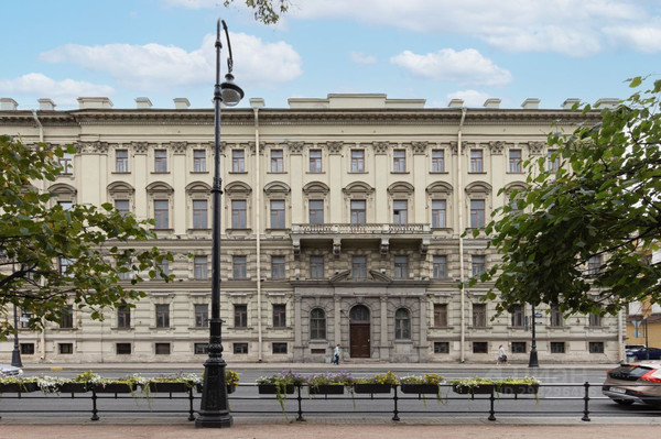 Продам многокомнатную квартиру, Адмиралтейская наб, 12, Санкт-Петербург г
