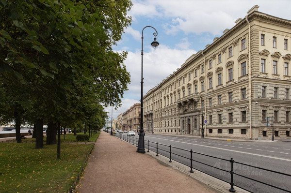 Продам многокомнатную квартиру, Адмиралтейская наб, 12, Санкт-Петербург г