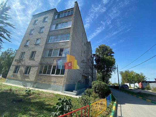 Продам трехкомнатную (3-комн.) квартиру, Малые Гончары ул, д.8, Тула г