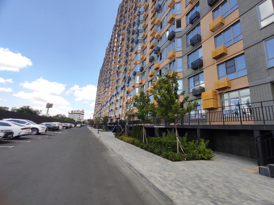 Продам коммерческое помещение 98,4 м2, им. Мачуги В.Н. ул, 166ак1, Краснодар г