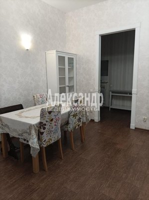 Сдам многокомнатную квартиру, Большой В.О. пр-кт, д. 63/17, Санкт-Петербург г