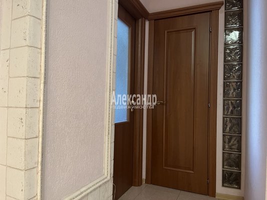 Продам трехкомнатную (3-комн.) квартиру, Александровская ул, д. 79 корп. 2, Всеволожск г