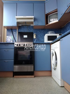 Сдам однокомнатную (1-комн.) квартиру, Серебристый б-р, д. 28 корп. 1, Санкт-Петербург г