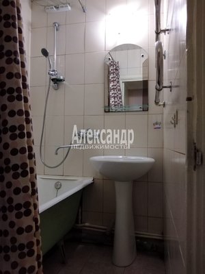 Сдам однокомнатную (1-комн.) квартиру, Серебристый б-р, д. 28 корп. 1, Санкт-Петербург г