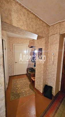 Продам двухкомнатную (2-комн.) квартиру, Московский пр-кт, д. 2, Выборг г