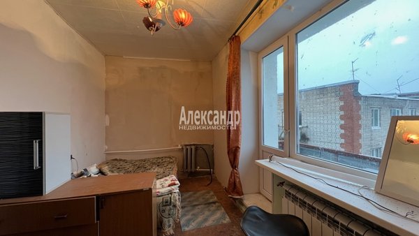 Продам трехкомнатную (3-комн.) квартиру, Гагарина ул, д. 13, Лесогорский гп