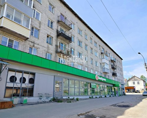 Продам двухкомнатную (2-комн.) квартиру, Ленина ул, д. 5а, Лахденпохья г