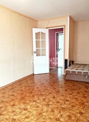 Продам двухкомнатную (2-комн.) квартиру, Ленина ул, д. 5а, Лахденпохья г