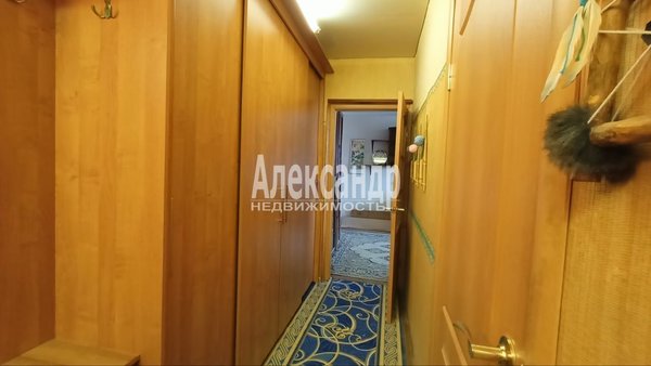 Продам трехкомнатную (3-комн.) квартиру, д. 25, Романовка п