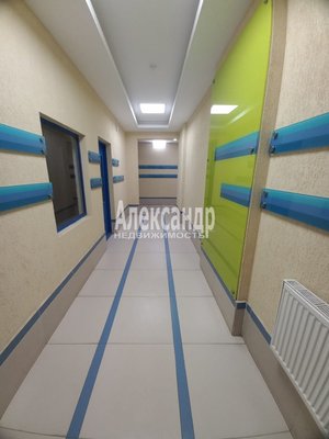 Продам трехкомнатную (3-комн.) квартиру, Авиаторов Балтики пр-кт, д. 11 корп. 1, Мурино п