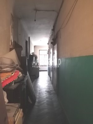 Продам комнату в 18-комн. квартире, Старорусская ул, д. 5/3, Санкт-Петербург г