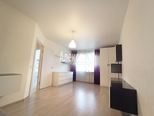 Продам однокомнатную (1-комн.) квартиру, Тихорецкий пр-кт, д. 25 корп. 2, Санкт-Петербург г