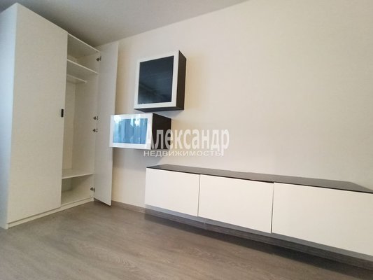 Продам однокомнатную (1-комн.) квартиру, Тихорецкий пр-кт, д. 25 корп. 2, Санкт-Петербург г