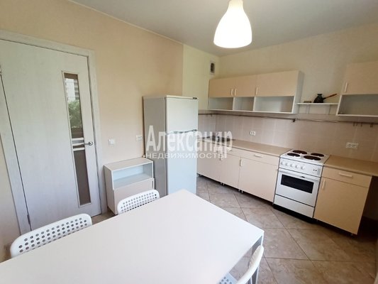 Продам однокомнатную (1-комн.) квартиру, Тихорецкий пр-кт, д. 25 корп. 2, Санкт-Петербург г