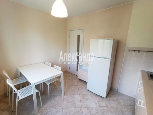 Продам однокомнатную (1-комн.) квартиру, Тихорецкий пр-кт, д. 25 корп. 2, Санкт-Петербург г