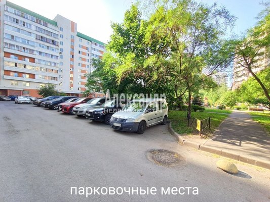 Продам однокомнатную (1-комн.) квартиру, Тихорецкий пр-кт, д. 25 корп. 2, Санкт-Петербург г