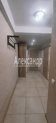 Продам трехкомнатную (3-комн.) квартиру, Озерная ул, д. 3, Новое Девяткино д