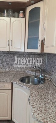 Продам трехкомнатную (3-комн.) квартиру, Озерная ул, д. 3, Новое Девяткино д