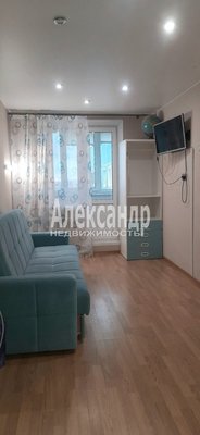 Продам трехкомнатную (3-комн.) квартиру, Озерная ул, д. 3, Новое Девяткино д