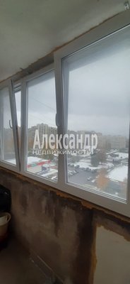 Продам трехкомнатную (3-комн.) квартиру, Озерная ул, д. 3, Новое Девяткино д