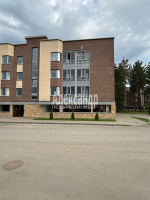 Продам двухкомнатную (2-комн.) квартиру, Большой пр-кт, д. 31, Всеволожск г