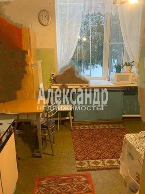 Продам комнату в 3-комн. квартире, Курортная ул, 10, Зеленогорск г