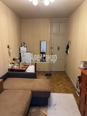 Продам многокомнатную квартиру, Лиговский пр-кт, д. 65, Санкт-Петербург г