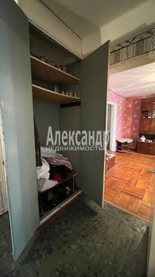 Продам трехкомнатную (3-комн.) квартиру, Спортивная ул, д. 4, Светогорск г