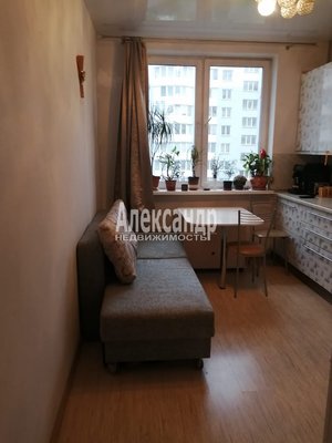 Продам однокомнатную (1-комн.) квартиру, Доктора Сотникова ул, д. 5, Всеволожск г