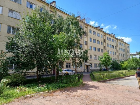 Продам комнату в 3-комн. квартире, Лесной пр-кт, д. 37 корп. 5, Санкт-Петербург г