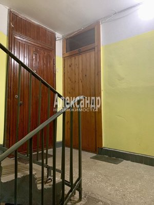 Продам двухкомнатную (2-комн.) квартиру, Ветеранов ул, д. 4, Сертолово г