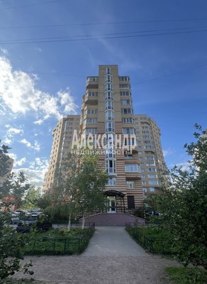 Продам трехкомнатную (3-комн.) квартиру, Шаврова ул, д. 13 корп. 1, Санкт-Петербург г