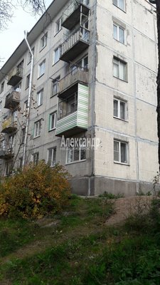 Продам трехкомнатную (3-комн.) квартиру, Мира ул, д. 1, Глебычево п