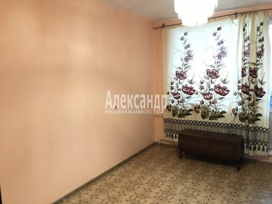 Продам трехкомнатную (3-комн.) квартиру, Белы Куна ул, д. 8, Санкт-Петербург г