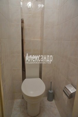 Продам многокомнатную квартиру, Дунайский пр-кт, д. 40 корп. 1, Санкт-Петербург г