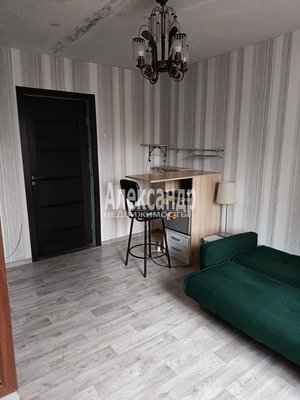 Продам комнату в 8-комн. квартире, Демьяна Бедного ул, 29, Санкт-Петербург г