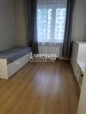 Продам двухкомнатную (2-комн.) квартиру, Героев пр-кт, д. 25 корп. 1, Санкт-Петербург г