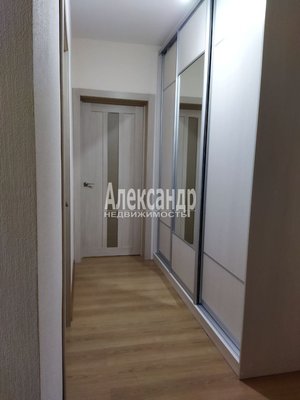 Продам двухкомнатную (2-комн.) квартиру, Героев пр-кт, д. 25 корп. 1, Санкт-Петербург г