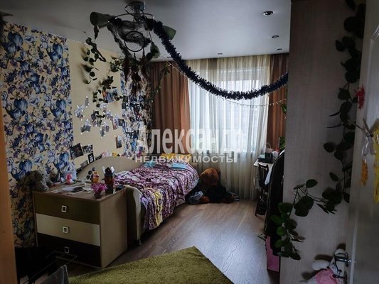 Продам многокомнатную квартиру, Героев ул, д. 3 корп. 1, Всеволожск г