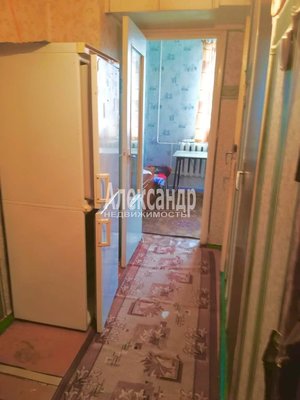 Продам трехкомнатную (3-комн.) квартиру, Дружбы пл, д. 17, Елизаветино п