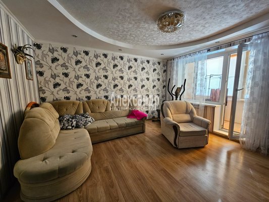 Продам двухкомнатную (2-комн.) квартиру, Советская ул, д. 12а, Лахденпохья г